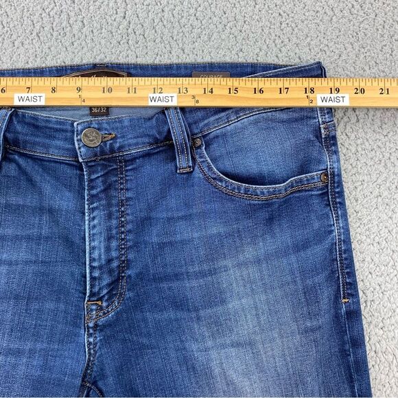 34 Heritage Men's Courage Mid-Rise Straight Jeans  |   Size:  36 - Picture 8 of 15